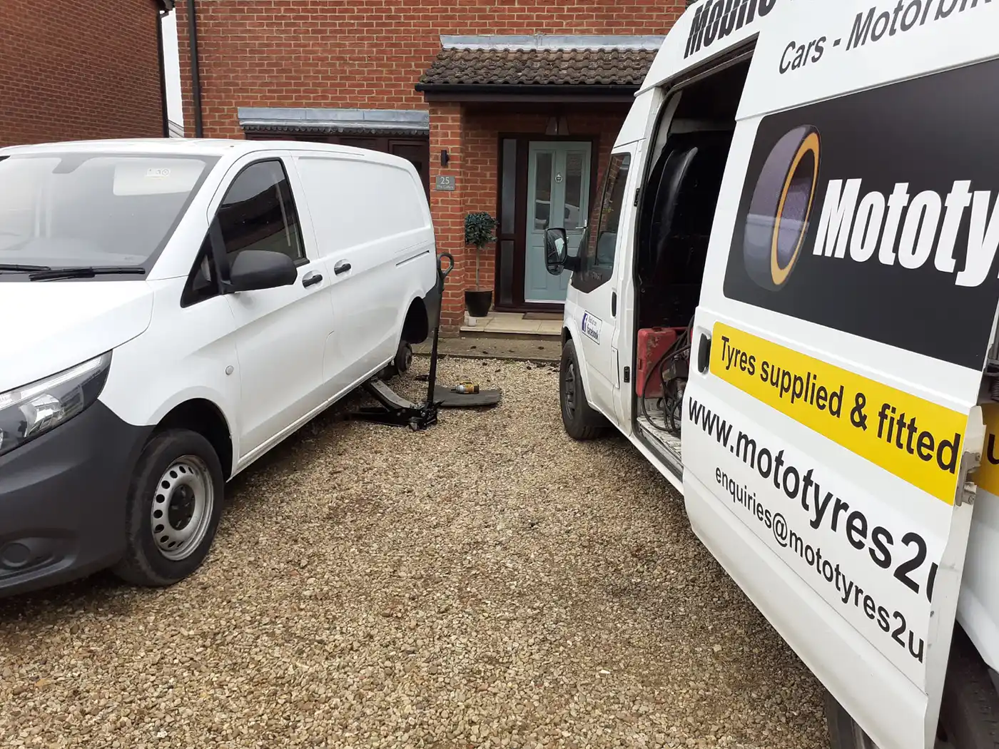 Mototyres 2 u White Mercedes Van on drive Tyre fitter Spalding Lincolnshire