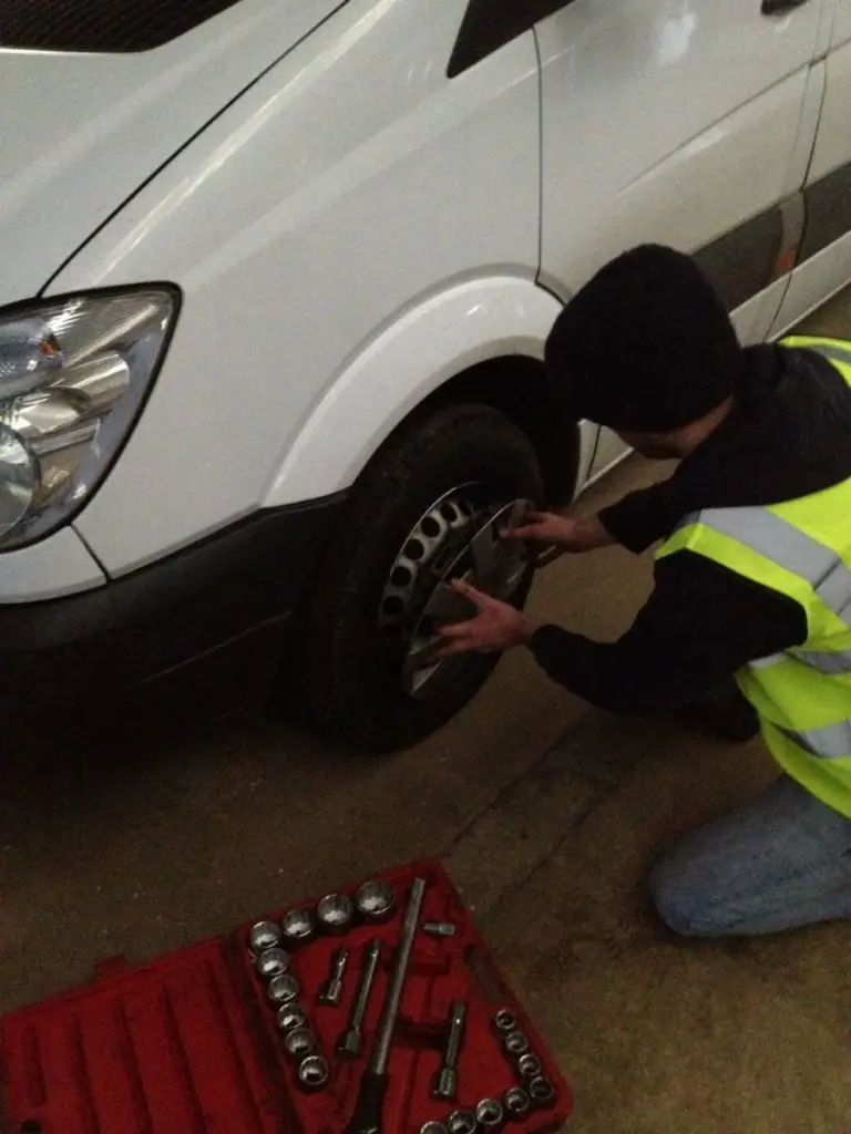 Mototyres 2 u replacement van tyres fitted in Kings Lynn, Norfolk.
