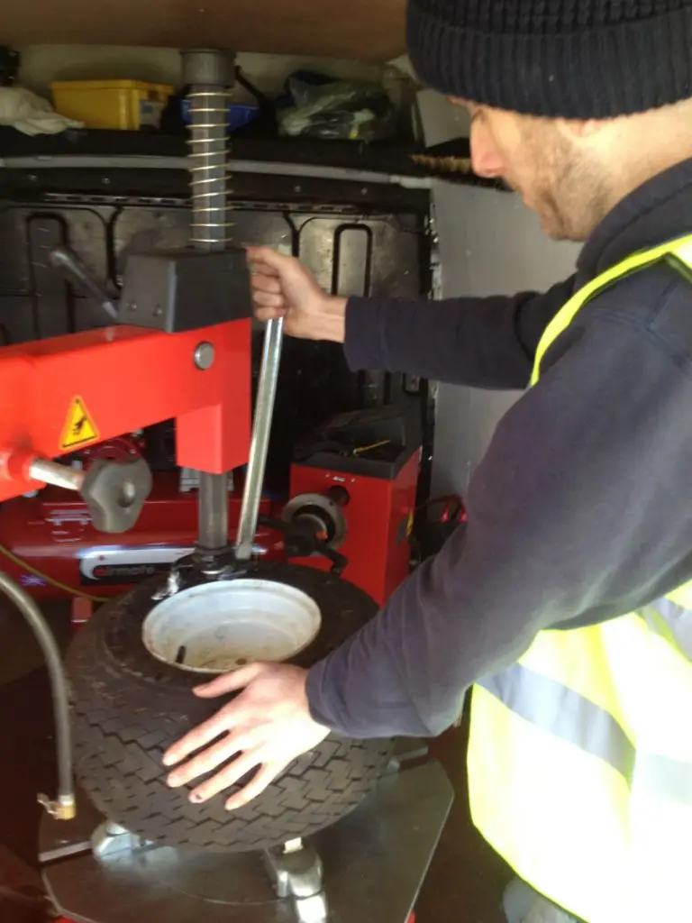Mototyres 2 u puncture repairs near Spalding in Lincolnshire